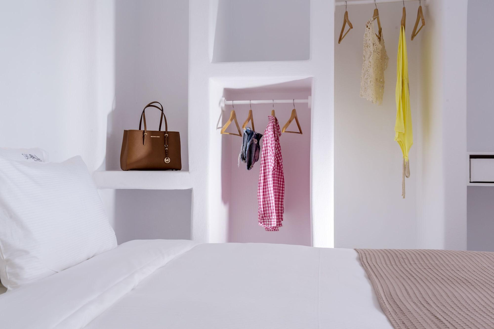 Skyfall Suites - Adults Only Pyrgos Kallistis Luaran gambar