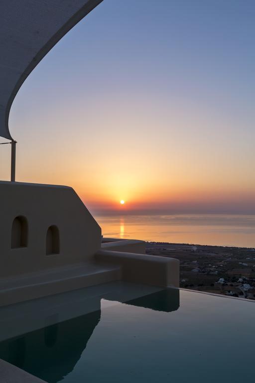 Skyfall Suites - Adults Only Pyrgos Kallistis Luaran gambar